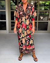 Eleganter Overall mit V-Ausschnitt und Aufdruck