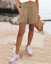 Einfarbige, schlichte Shorts mit hoher Taille