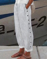 Gestreifte Jogginghose mit Knopftasche