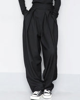 Hose mit hoher Taille und lockerer Passform