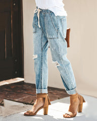 Distressed-Hose mit Kordelzug und geradem Bein