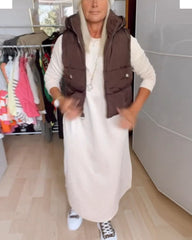 Schlichter Mantel mit Kapuze