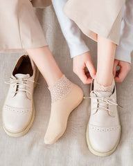 Neue modische Spitzenwärmersocken