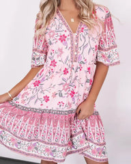 Halbärmeliges Kleid mit Blumenmuster