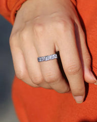 Ring mit dreieckigem Zirkonia
