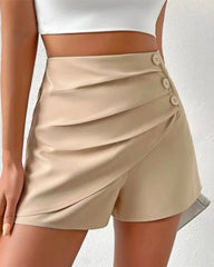Einfarbige, modische Shorts mit Falten