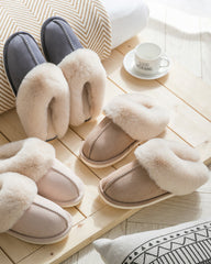 Plüschhausschuhe