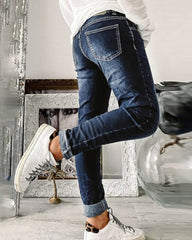 Jeans mit Rollsaum und geradem Bein