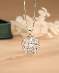 Glücksbringer mit Halskette und Ohrringen