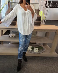 Top mit elegantem Stil und Glockenärmeln